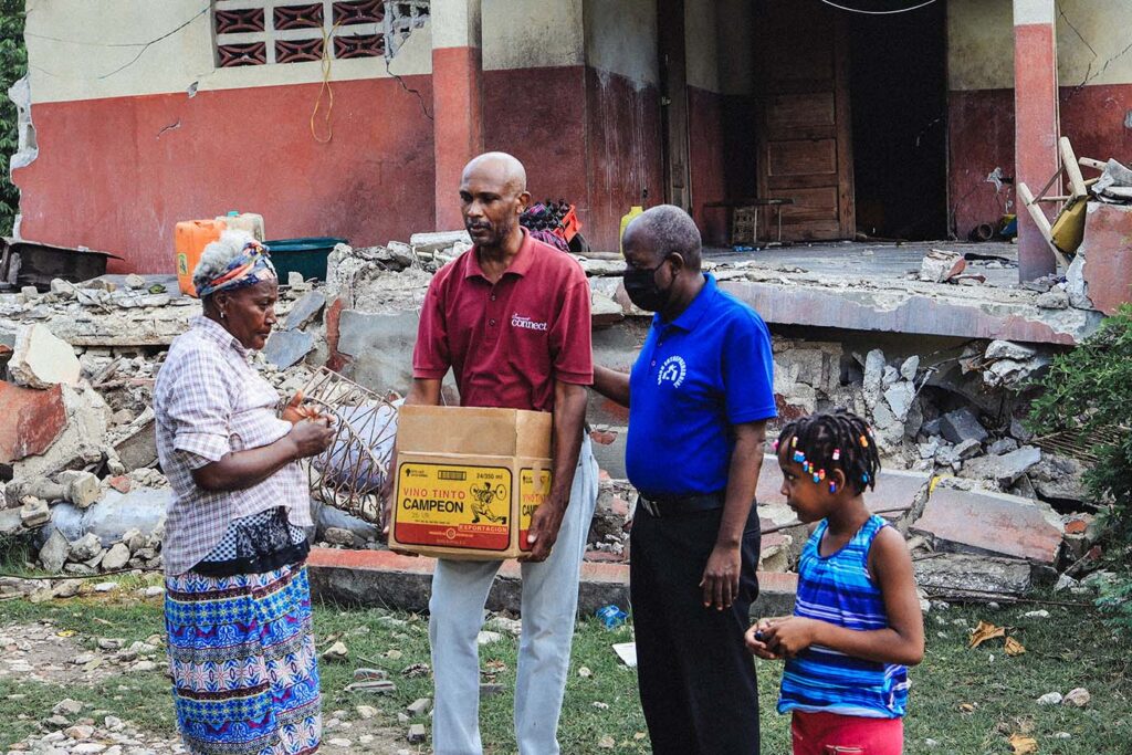 alt="alt="Haiti_Erdbeben_Spendenzweck_Lebensmittel_Essen_Nahrungspaket_Familie_Compassion_Deutschland"